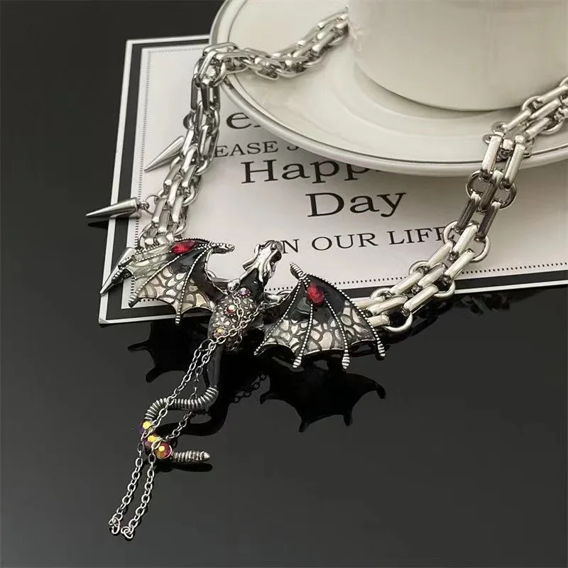 Cool Spice Girls Choker Hip Hop Necklace for Women Punk Rivets Dragon Design Jewelry