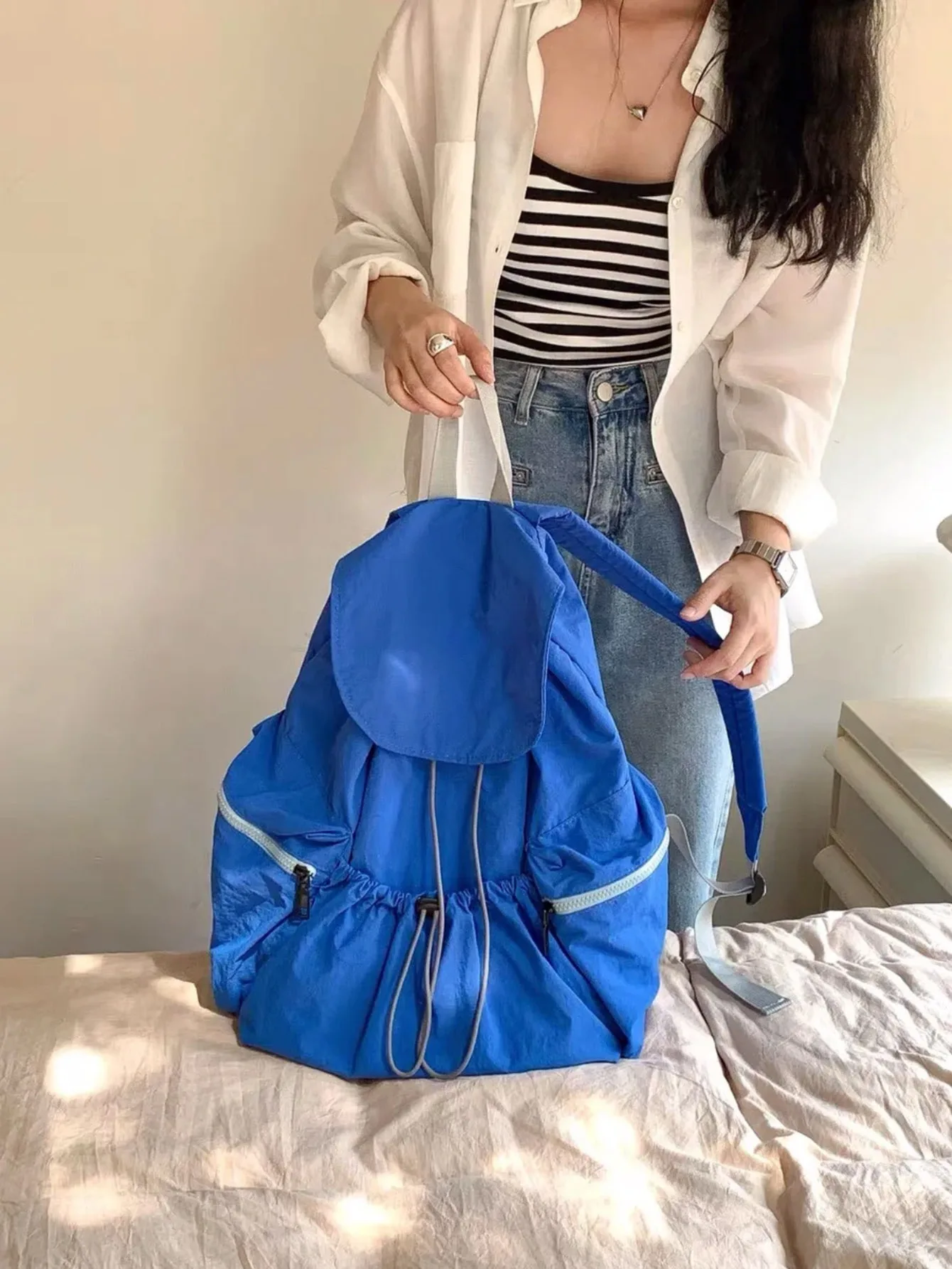 2025 New Fashion Versatile Large Capacity Travel Backpack Women's Casual Sports Bookbag Dual Shoulder Bag Zipper Closure