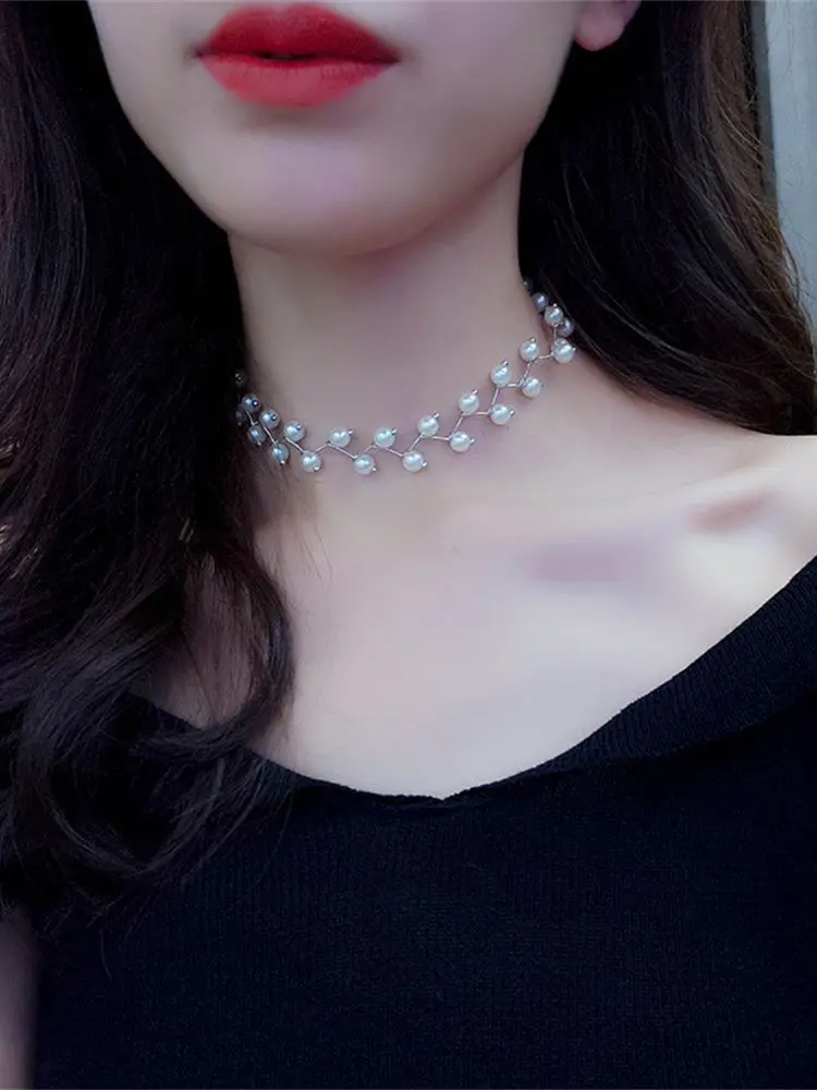 Unregelmäßige Imitationsperlen-Chokerkette, einfache Perlen, silberfarbene Schlüsselbeinkette für Frauen, Vintage-Halskette, Schmuck. – Detail 2