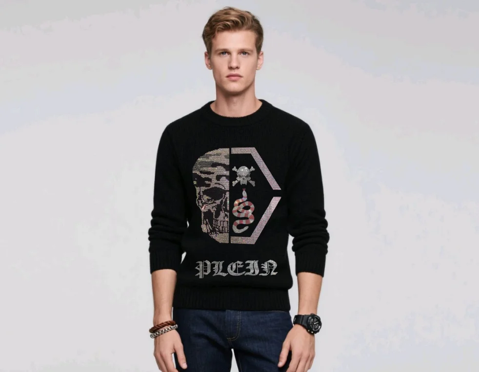 Modne męskie swetry markowe, zdobione błyszczącymi dżetami, designerskie swetry męskie, wygodne i stylowe dla współczesnych dżentelmenów.