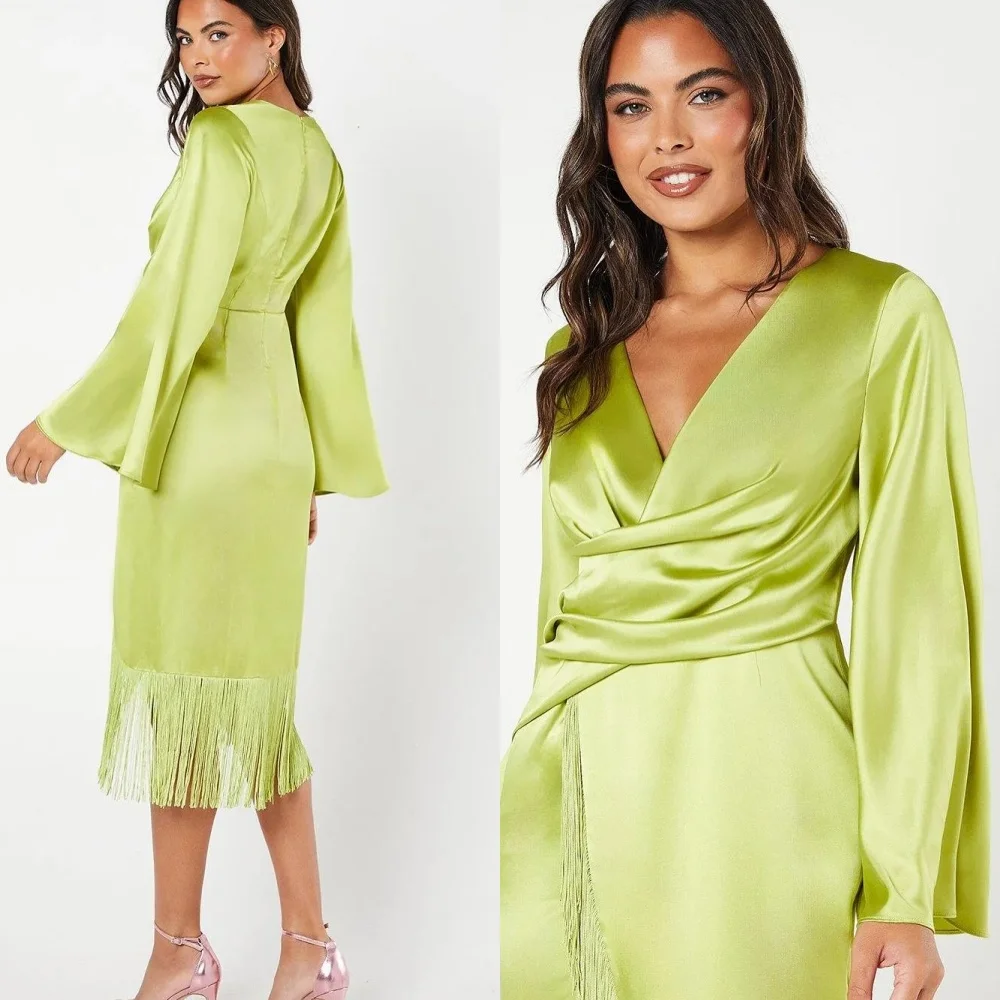 

Customized Formal Satin Evening Dresses Exquisite V-Neck Long Sleeves Homecoming Dresses Modern Tassel Special Occasion Gowns