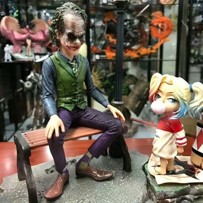 

Joker And Harley Quinn Q Version Cute Scene Statue Figures - Collectible Model Toys Desktop Ornament for Gift