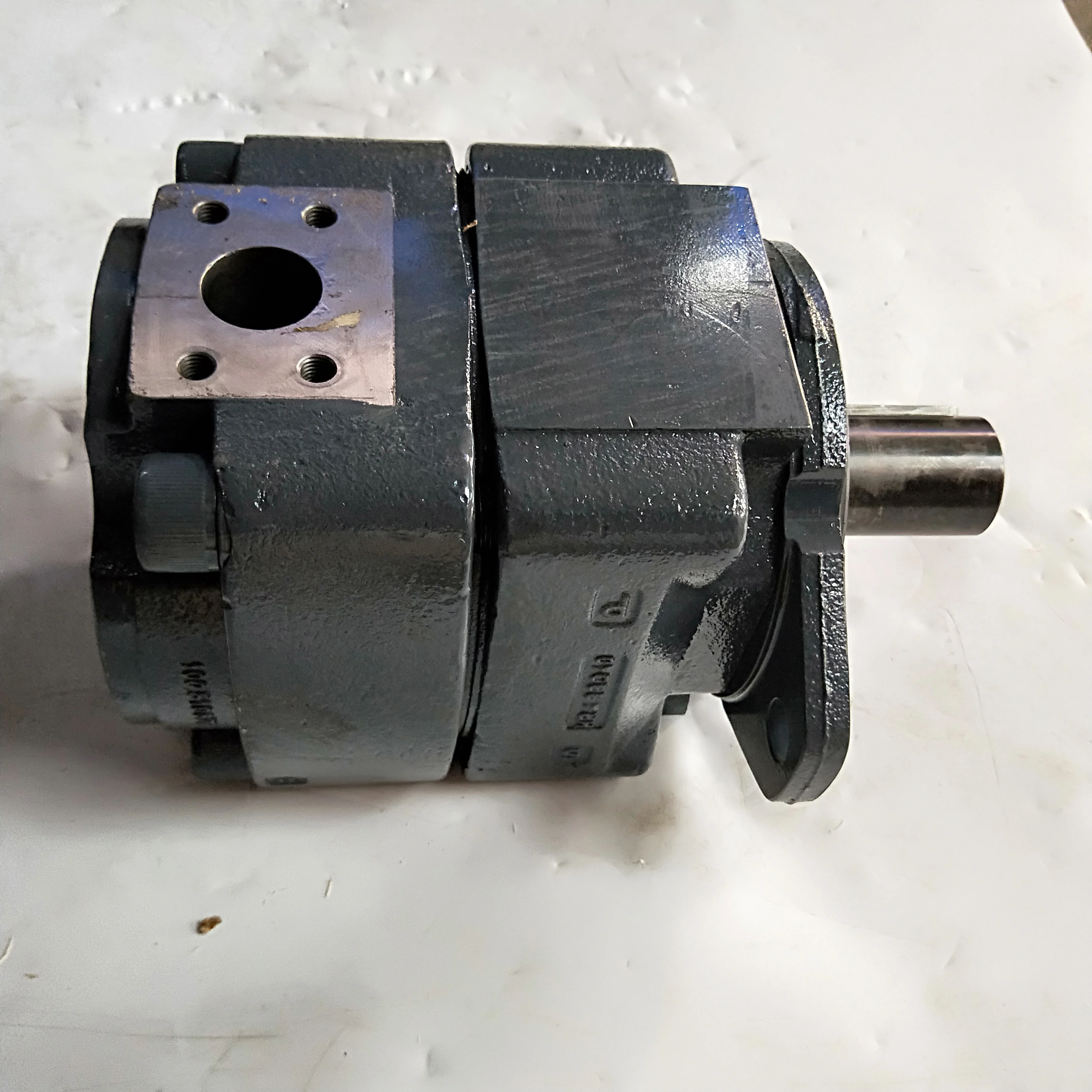 Гидравлический насос модели QXM