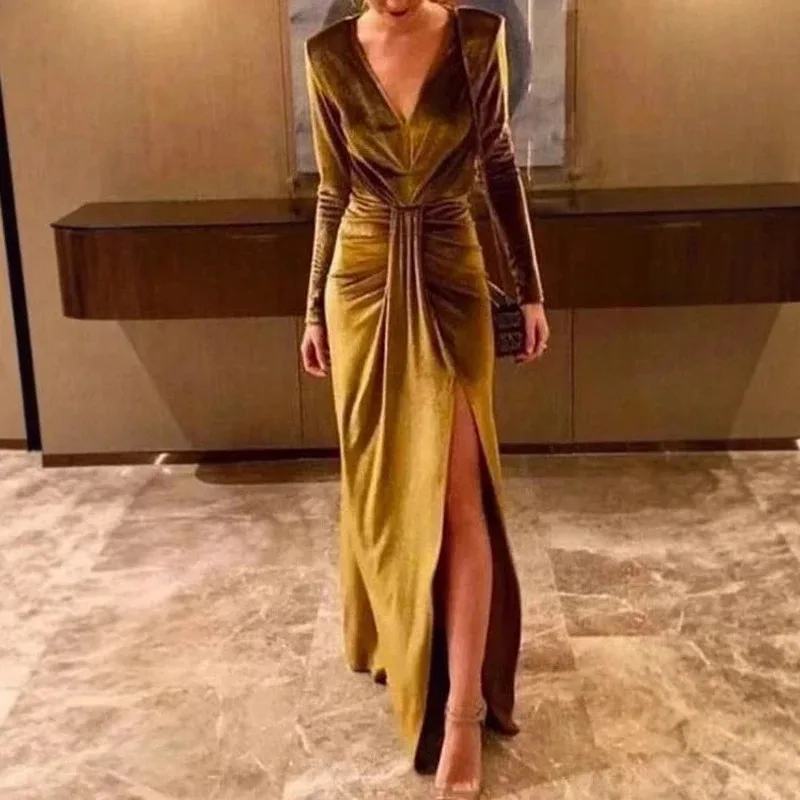 

Новое элегантное бархатное длинное платье однотонного цвета с высокой талией, модное женское платье для вечеринок, с V-образным вырезом, длинными рукавами, плиссированное, облегающее.