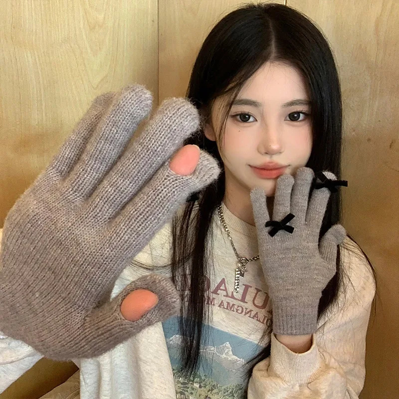 

Зимние перчатки в корейском стиле, женские новые однотонные вязаные перчатки 2025 года с бантом, теплые термоперчатки с пятью пальцами, студенческий подарок
