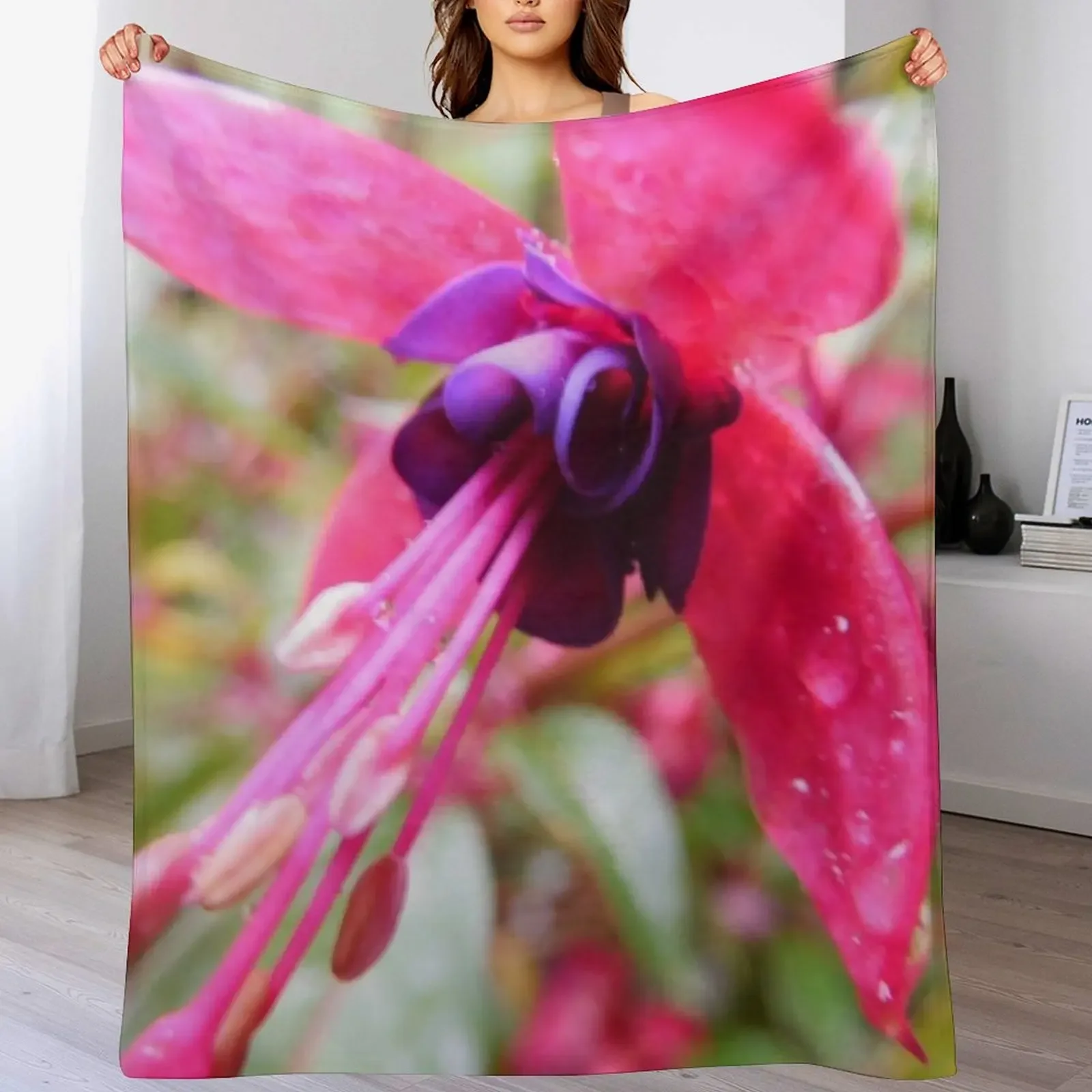 Fuschia Flower w/ Water Droplets 240 Throw Blanket Shaggy Decorative Sofas Blankets