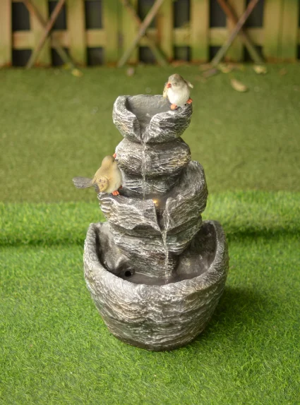 Modern Handmade Outdoor Resin Little Birds Water Fountain Bird-Friendly Design Fade Resistant Natural Finish Patio Yard Garden