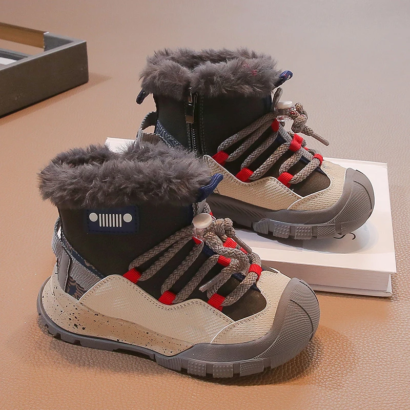 

Children Snow Boots Toes Capped Anti-kicked Kids Short Boots with Side Zipper 2025 New Fashion Kids Running Shoes with Fur