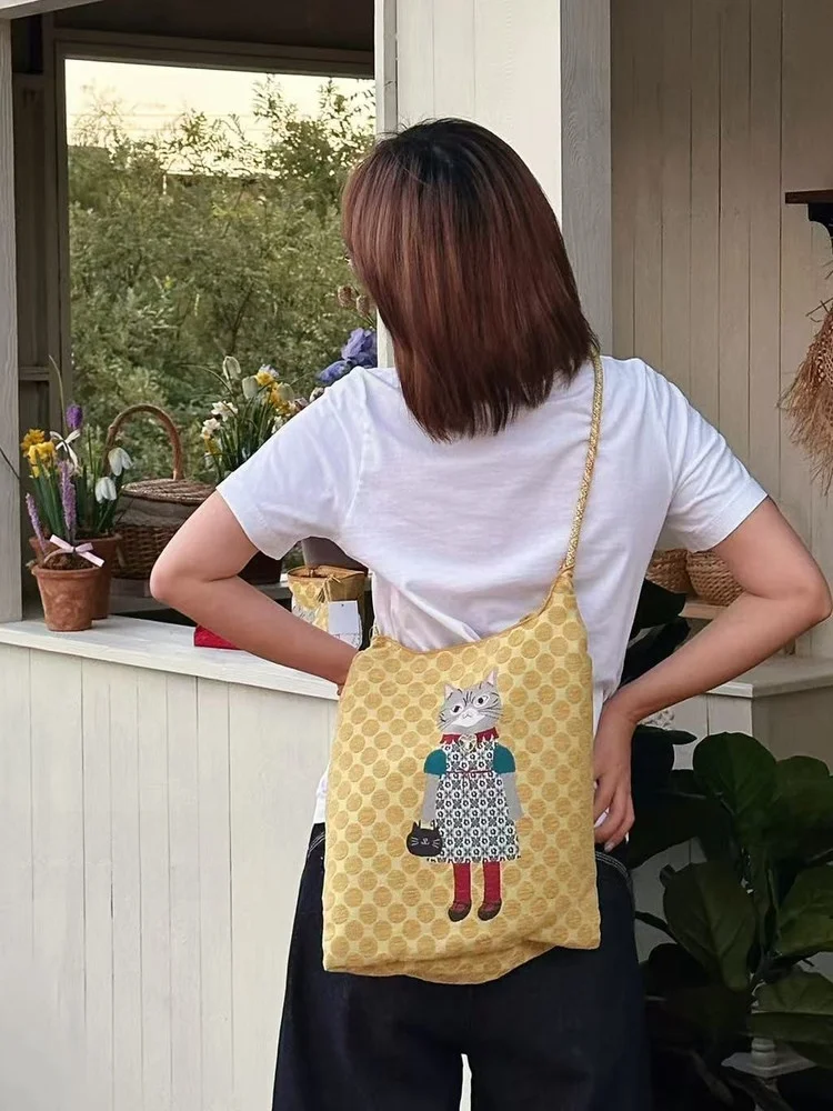 

Женская модная квадратная сумка Kusuguru Princess Honey Bean с вышивкой, регулируемым ремнем через плечо, на завязках, с мультяшным принтом