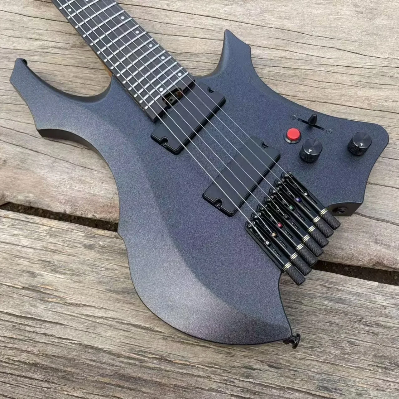 7 String Black Headless Electric Guitar 9 Piece Roasted Maple Neck Jumbo Stainless Steel Frets Fanned Frets Active Pickups
