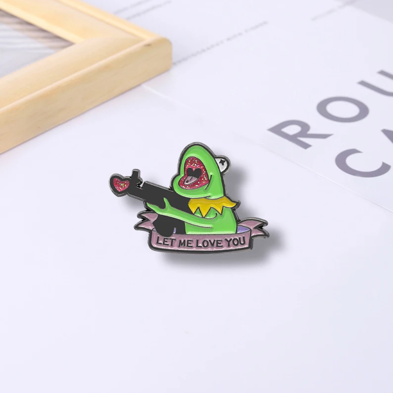 Sniper Kermit Frog Enamel Pins Custom Let Me Love You Brooches Lapel Badges Animal Shining Heart Jewelry Gift for Friends