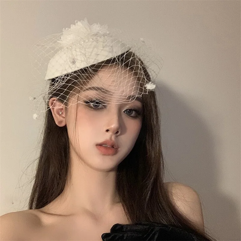 Women’s Fascinator Hat Vintage Flower Feather Tea Party Headwear Veil Church Wedding Cocktail Hat Elegant Pearls Fedoras Hat