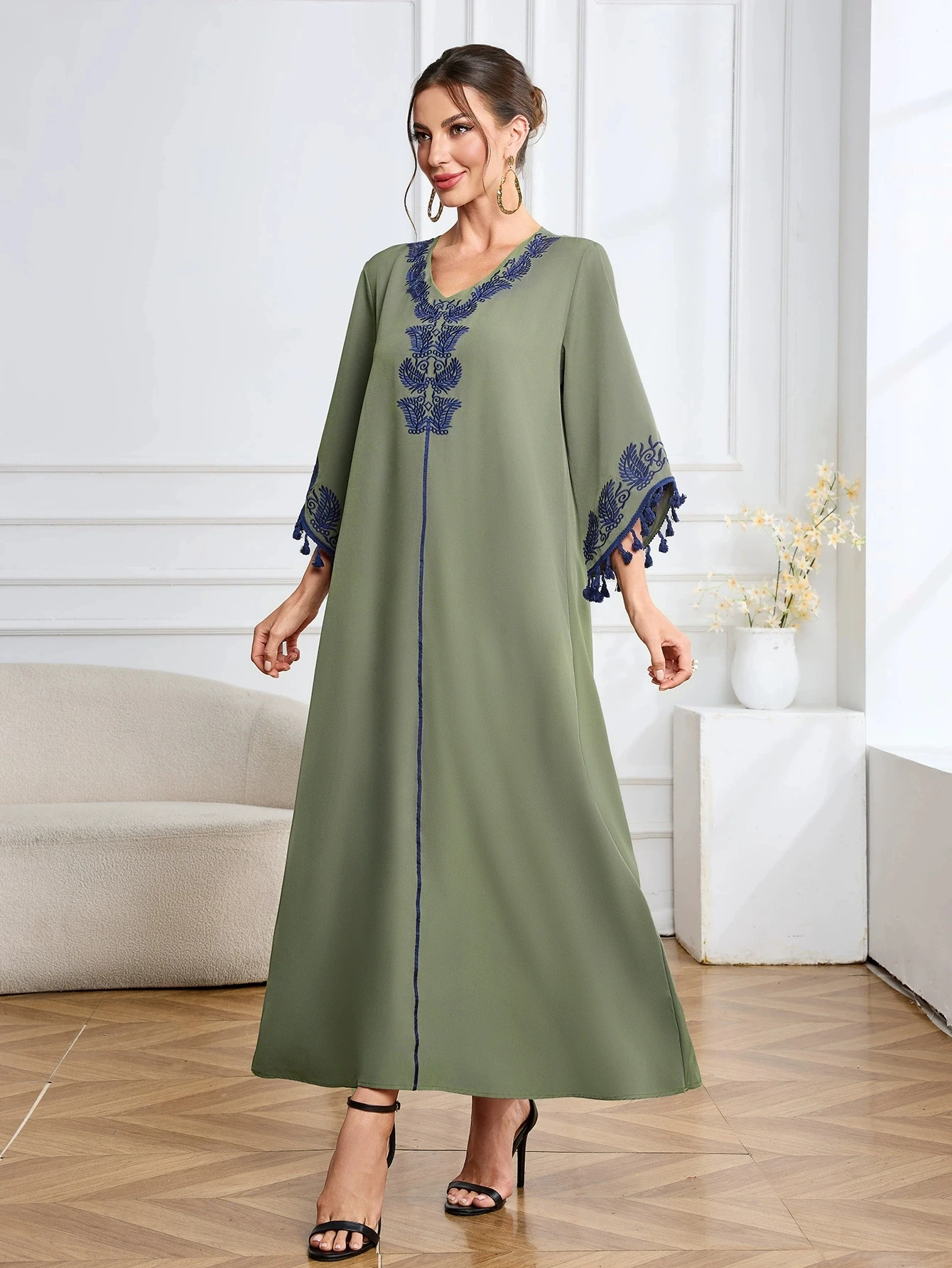 

Muslim Leaf Pattern Long Sleeve Dress for Women Casual Bohemian Polka Dot Print Holiday Muslim Dress Full Length Abayas Dubai