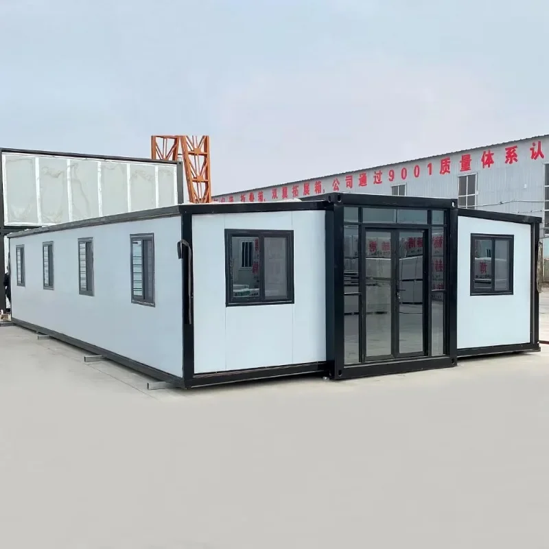 40 Foot Luxury Villa with Extended Double Wing Mobile Container House for Home and Office Use