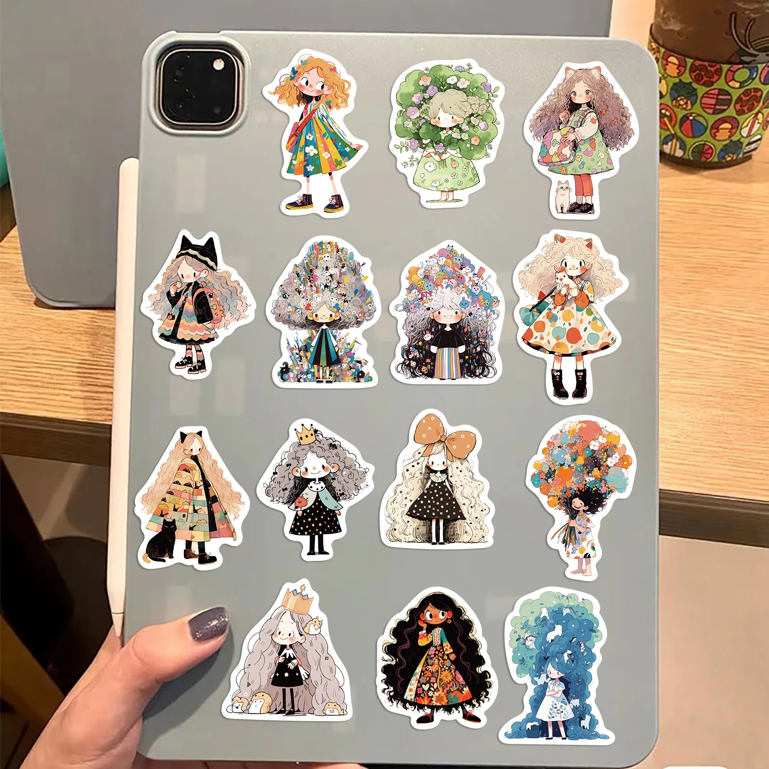 60pcs Cute Cartoon Anime Girls Graffiti Stickers For Laptop Water Bottle Luggage Notebook Phone Waterproof Vinyl Decals