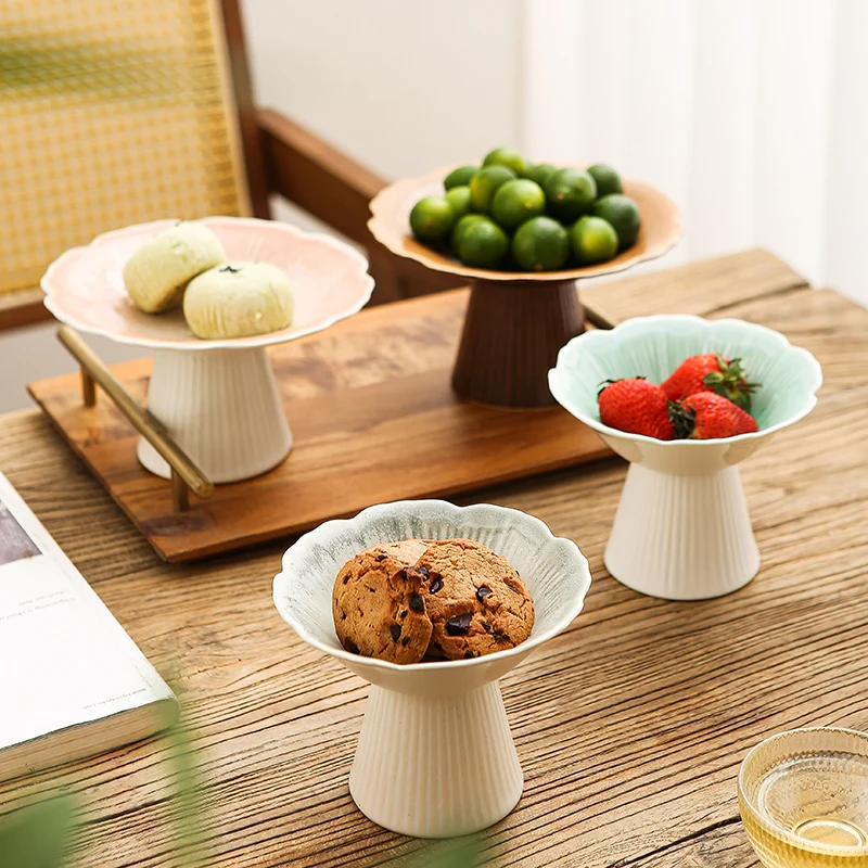 

6 Inches Chinese Vintage Ceramic Goblet Creative Flower Shape Fruit Dessert Salad Nut Candy Storage Plate Home Kitchen Tableware