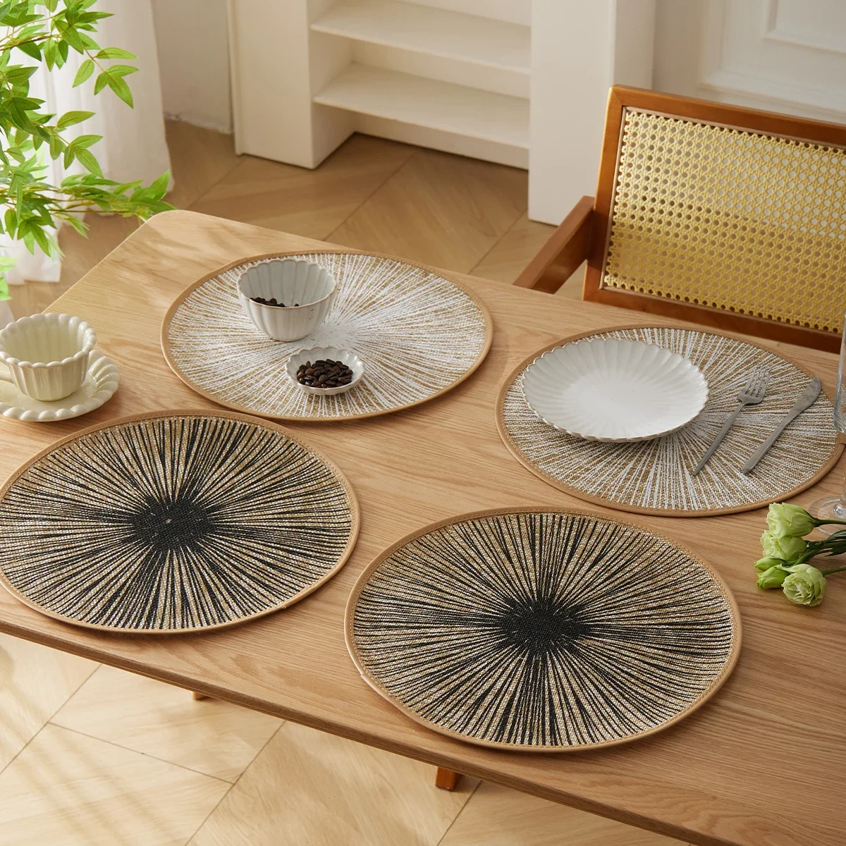 

2/4/6/8pcs Round Burlap Macrame Placemats, Bohemian Jute Country Placemats, Diameter 15 Inches, for Table Decoration