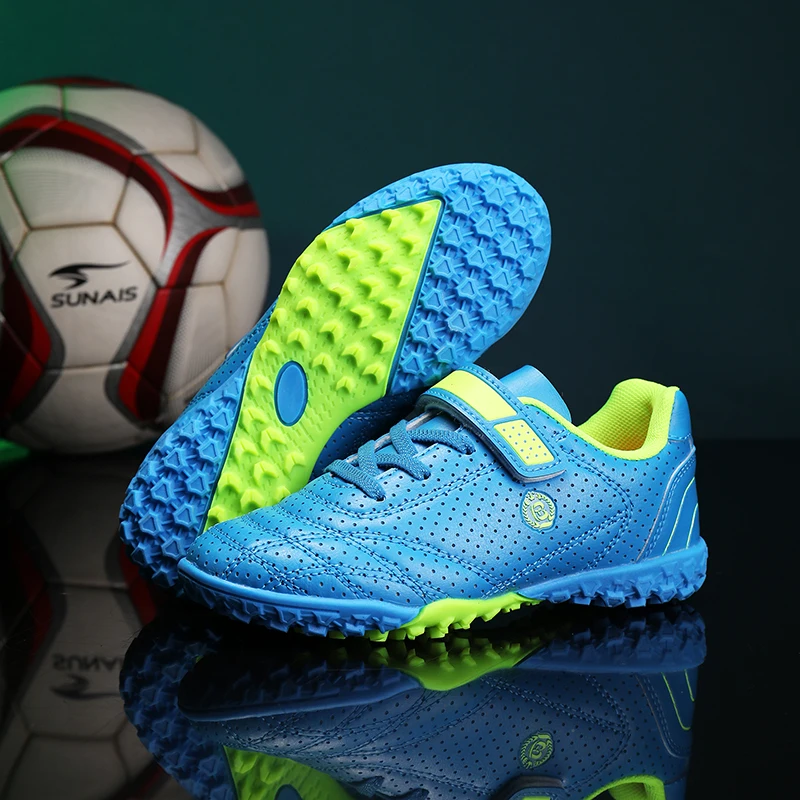 Unisex Futsal Football Shoes Indoor Outdoor Multifunctional Soccer Cleats Comfortable Soft Sole BreathableWearResistant Athletic