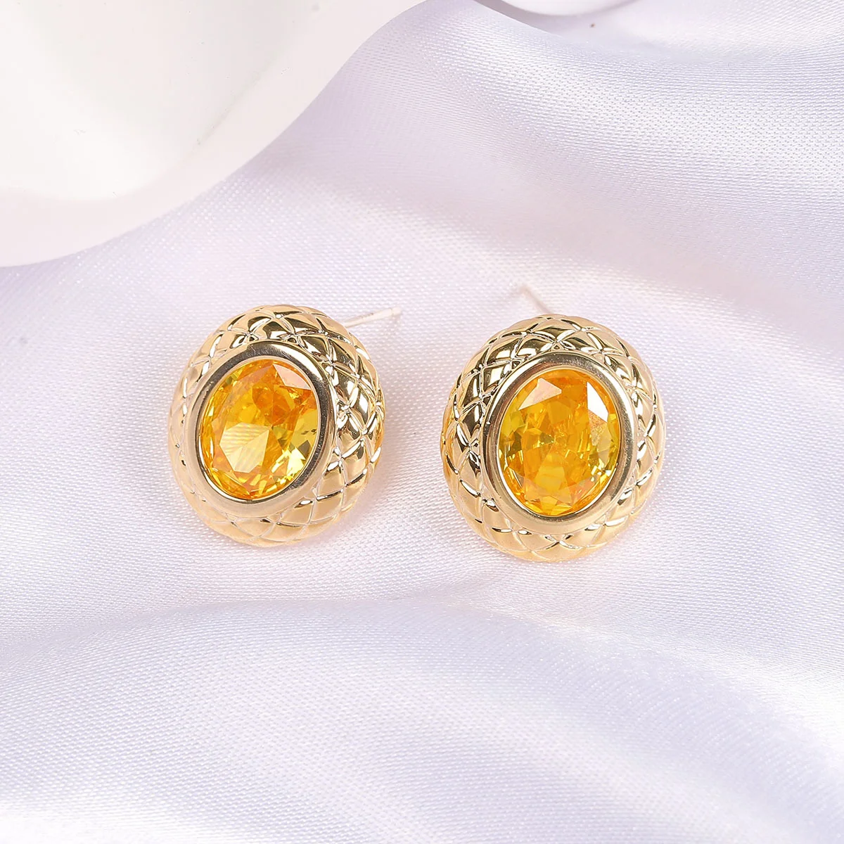

925 Silver Needle Citrine Yellow Gemstone Stud Earrings, Luxurious Gold-Tone Statement Jewelry for Daily Wear