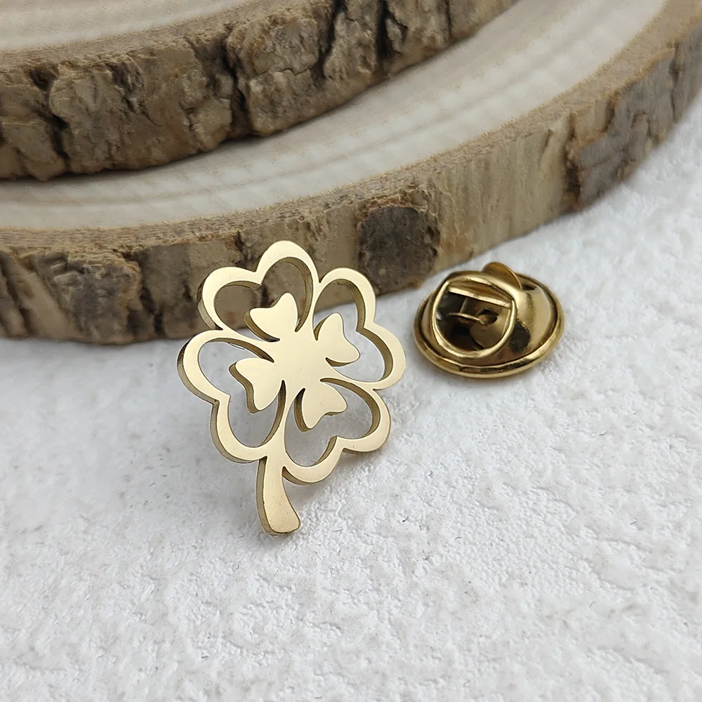 New four-leaf clover men's lapel pin, 316L stainless steel gold-plated badge, black brooch for suit accessories, gift for father - Image 2