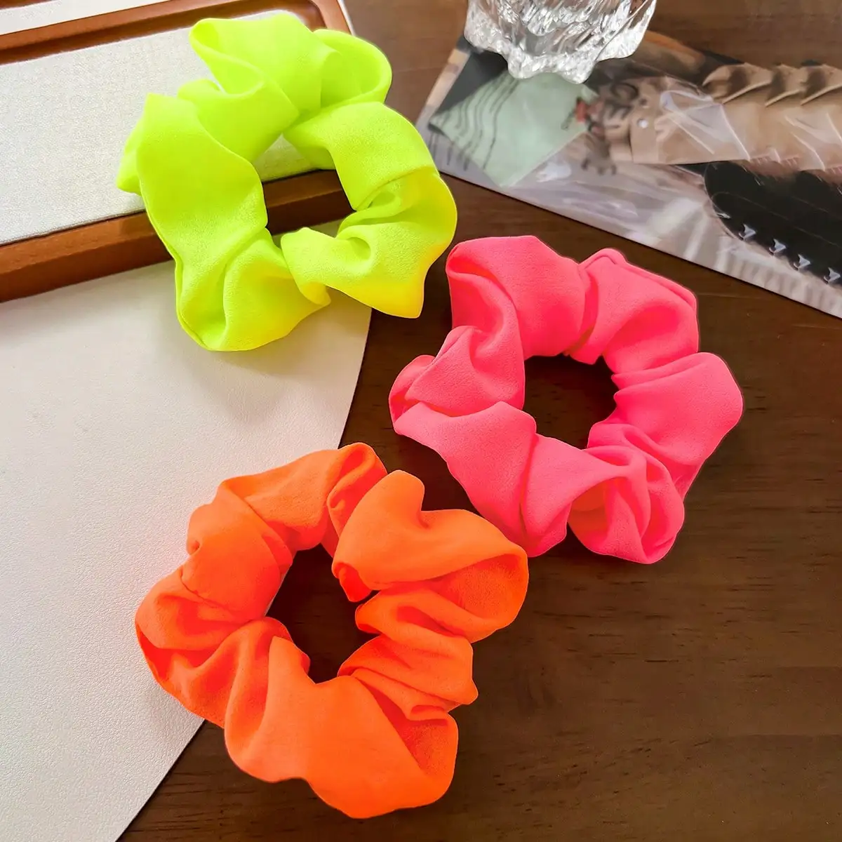 Chouchous néon des années 80, 3 pièces, accessoires pour cheveux, couleurs vives, attaches élastiques Premium, bandes queue de cheval pour femmes, tenues de fête des années 90, entraînement