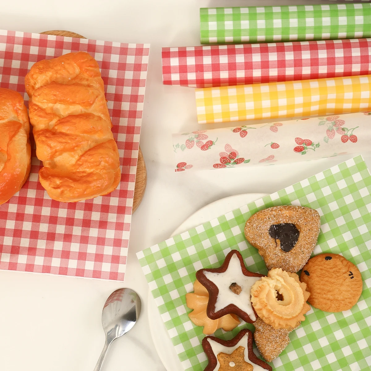 50Pcs Oilproof Wrapping Paper for Bread Sandwich Burger Fries Food-grade Wax Paper Baking Tools Kitchen Gadgets For Party Gift