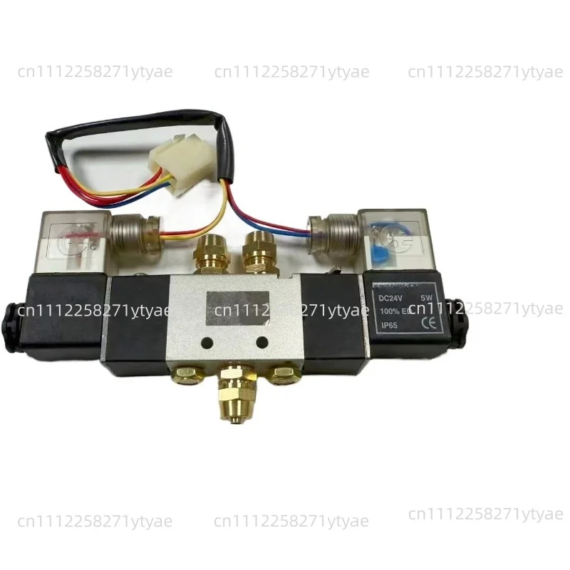 TG2522-08W DC24V Door Pump Solenoid Valve With Wire Pneumatic Passenger Door Replacement Part For City Bus School Coach