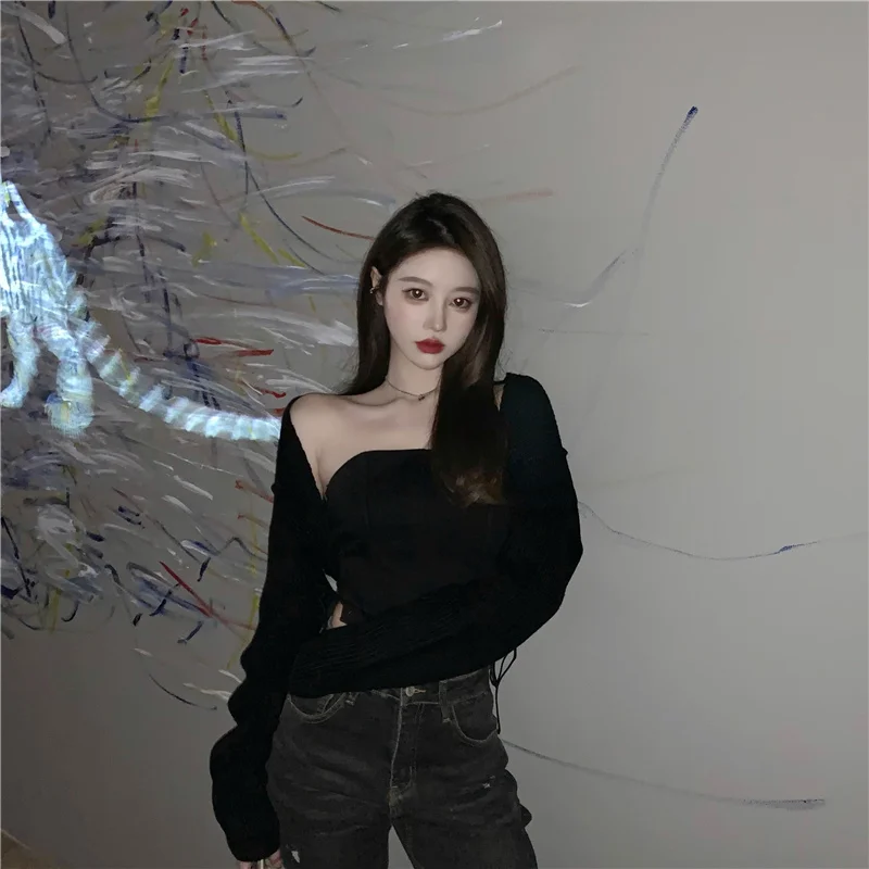 2022 Spring Fashion Women Suit Sexy Bra Drawstring Bandage Vest Top Black Knitted Cardigan Hot Girl Two-piece Set Female