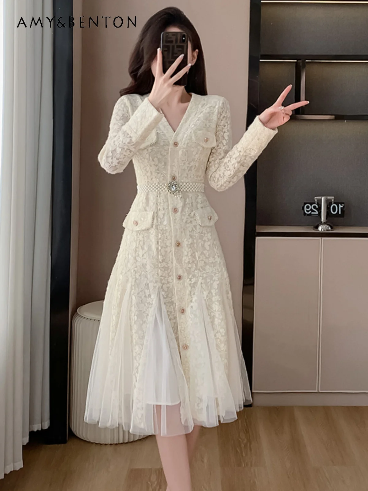 

Early Spring New Women Clothing French Temperament Lace V-neck Sexy Midi-calf Dress High-End Elegant Slim Fashion A-line Dresses