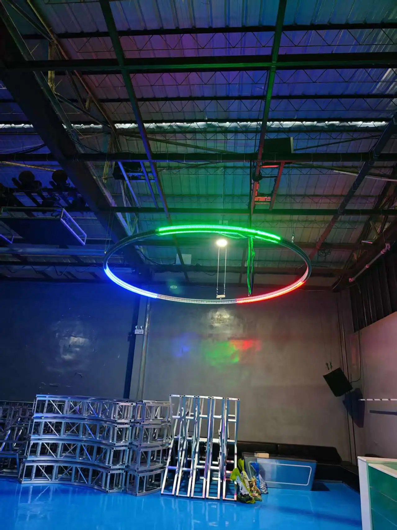 Customize for LED RGBW Kinetic Changing Matrix Light IP33 Rated Aluminum Sound-Activated DMX512 Control Bar Party Show