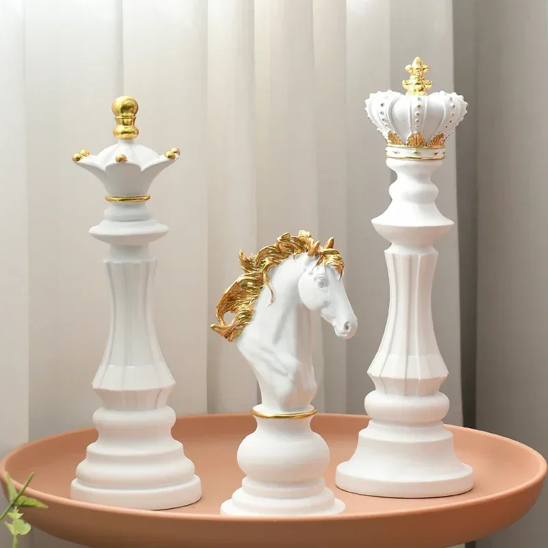 Resin Retro International Chess Figurine for Interior King Knight Sculpture Home Desktop Decor Living Room Decoration