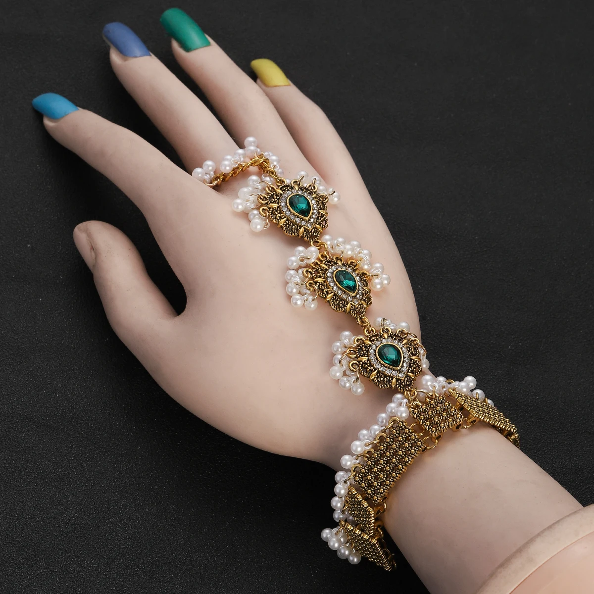 Vintage Colorful Rhinestone Bracelet with Finger Ring Gold Plated Water Drop Link Wrist Luxury Chain Women Wedding Jewelry