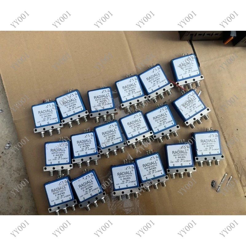 Used R570433010 SPDT RF Coaxial Switch DC-26.5GHz 28V SMA Microwave Test Module