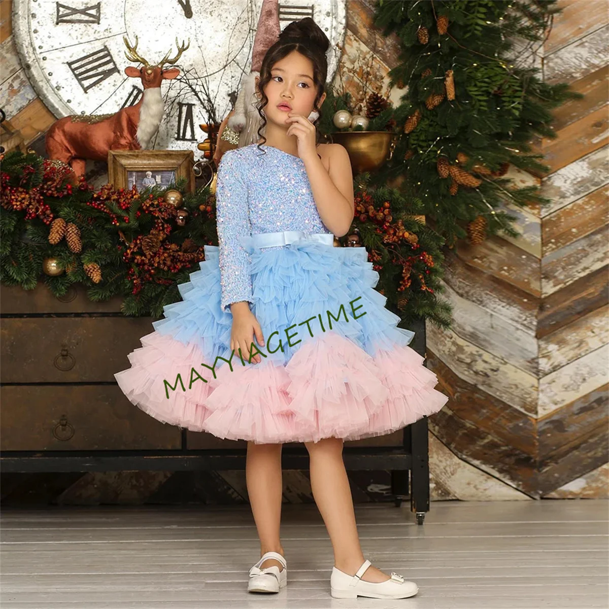 

Christmas Flower Girl Dress Children Birthday Party Gown One Shoulder Sequined Ruffles Tulle Cupcake First Communion Dresses