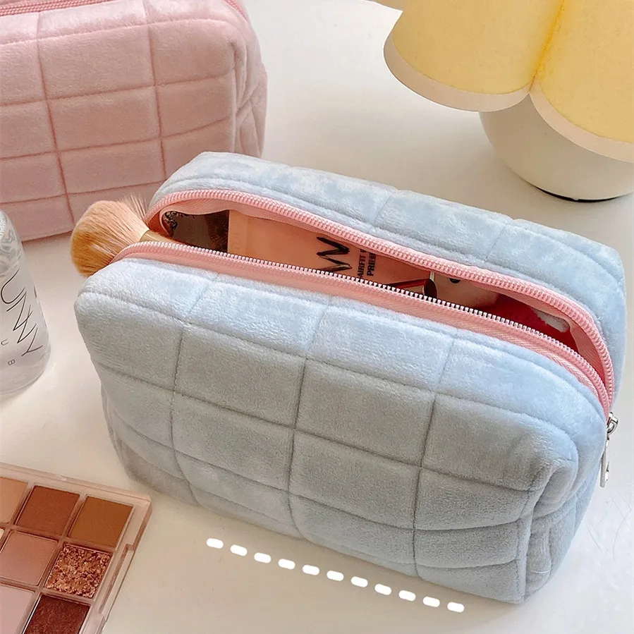 Cute Plush Cosmetic Lipstick Brush Storage Bag Pencil Case Women Girls Makeup Handbags Wallet Organizer Pouch Pen Bag Pencilcase