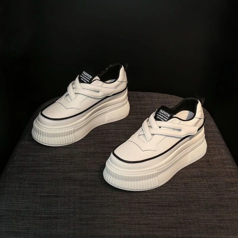 

2025 Hot Sale Anti Slip White Height Increasing Casual Sneakers Durable Korean Style Shoes for Women Fashion Footwear