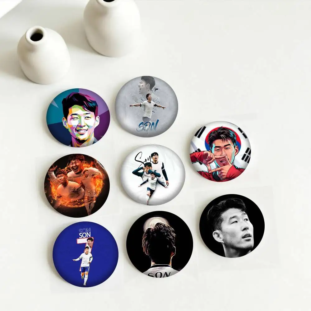 B-Basketball star Son Heung-min 25mm 32mm 44mm 58mm 75mm Brooches Badges Pins for Accessories Gift