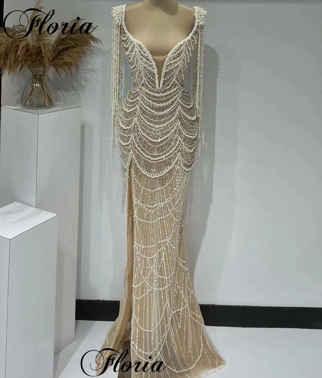 2024 New Fashion Beaded Celebrity Dresses Mermaid Pearls Engagement Dresses With Side Slit Vestidos De Noche Evening Gowns