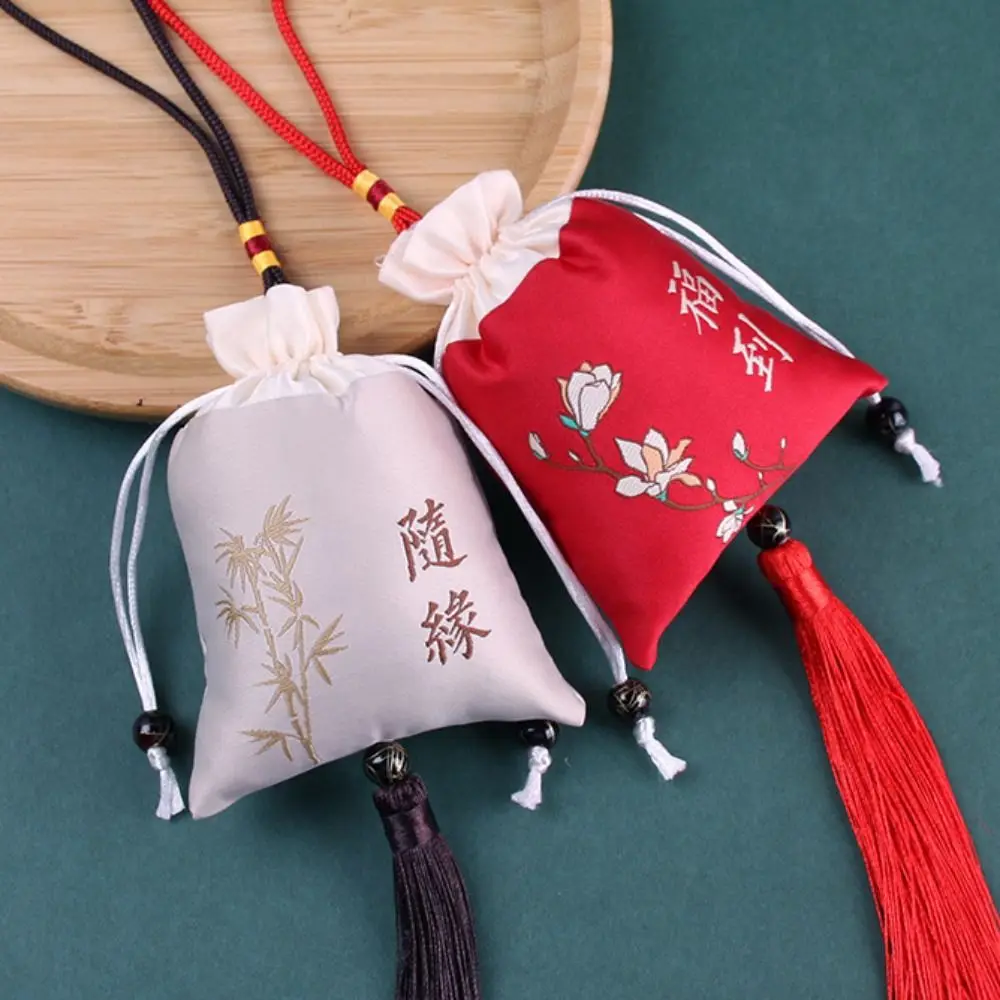 Bolsa de jóias portátil Tassel Saco de bordado estilo chinês Enfeites de carro de lótus, brinco, decoração do quarto