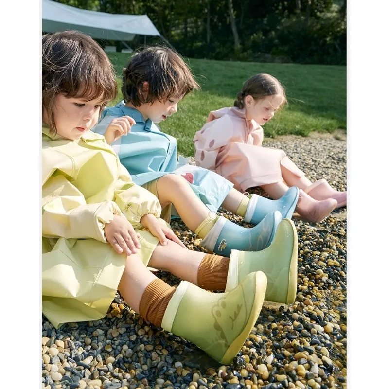 مكافحة زلة الكرتون الأطفال احذية المطر مقاوم للماء Oes للطفل محايد Sle أحذية أطفال للمطر والرطوبة الأحذية في الهواء الطلق