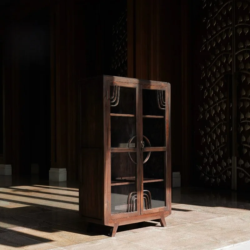 Ancient wood medieval replica · Circle cabinet