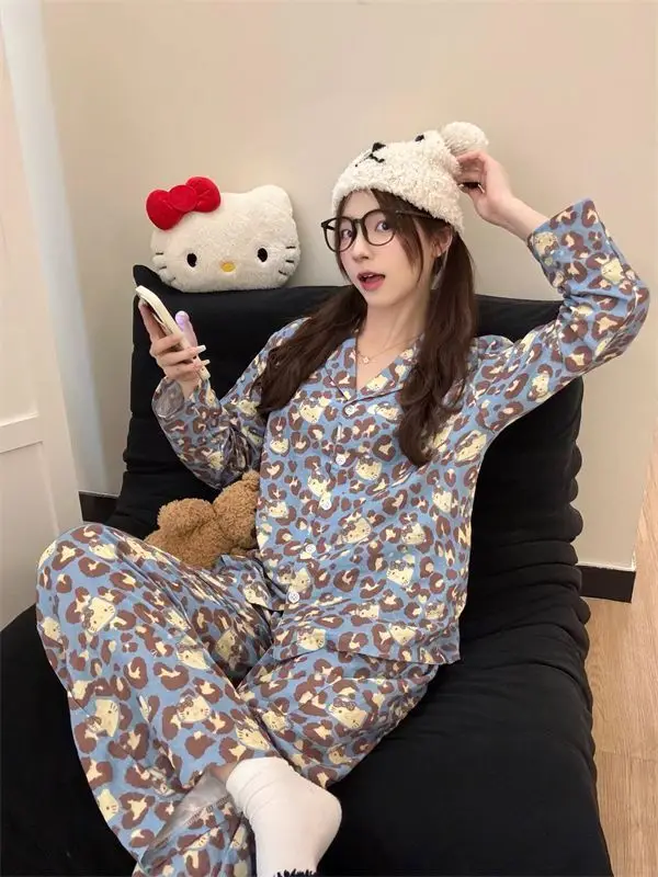 

Пижамный комплект Hello Kitty с леопардовым принтом, женская фланелевая одежда для сна в стиле ретро, осенне-зимняя домашняя одежда с длинными рукавами, милая домашняя одежда для девочек