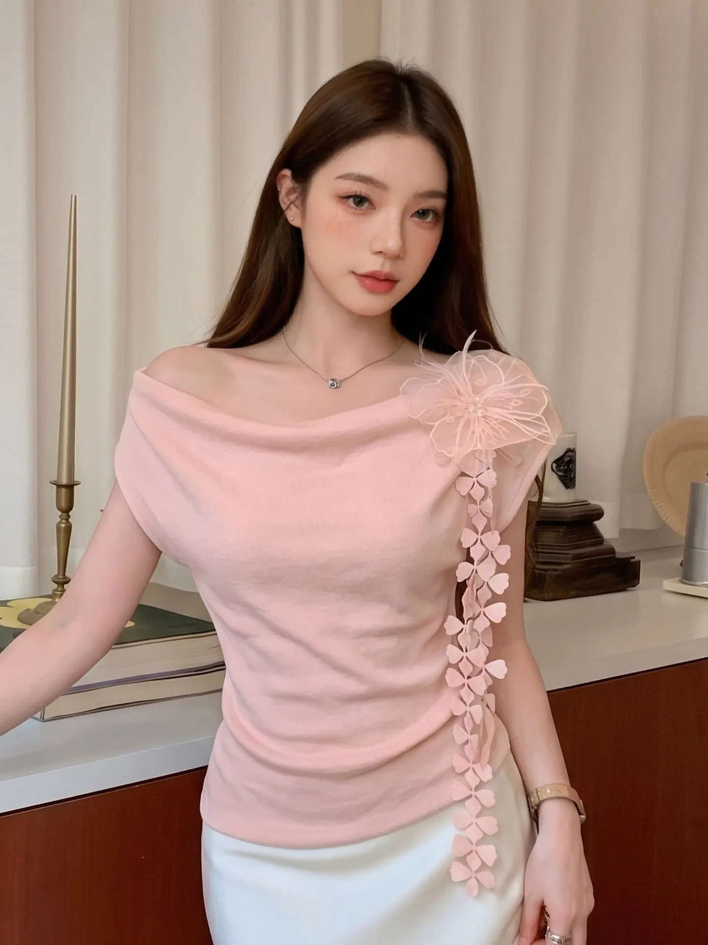 

Korean Style Pure Desire One Shoulder Flower Knitted Top Women Summer Gentle Personality Short Sleeve Versatile Slimming Fit