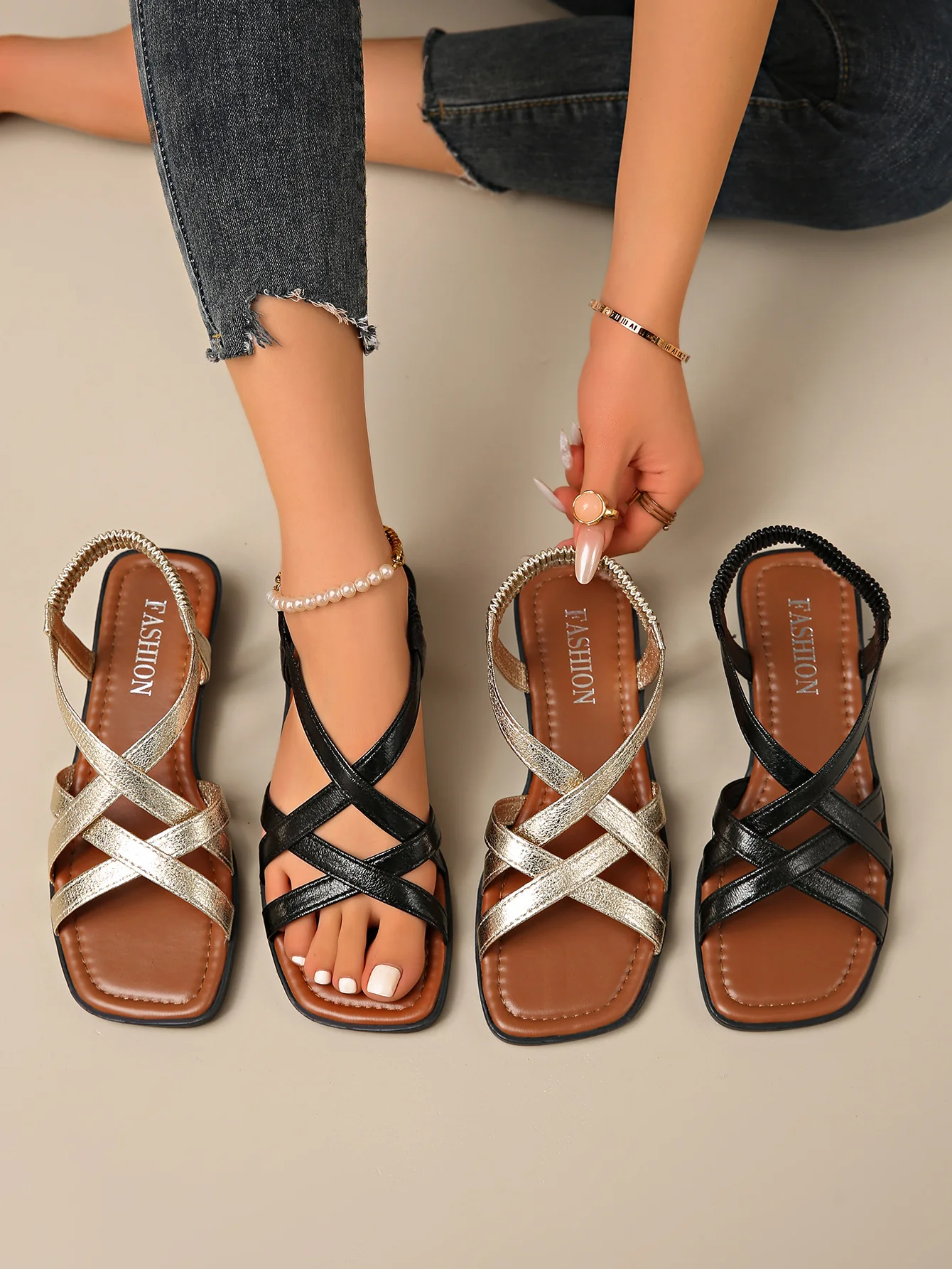 Large Size Fashionable Roman Cross Strap Flat Bottom Sandals Women's Beach Elastic Band Sandals Comfortable Womens Sandals