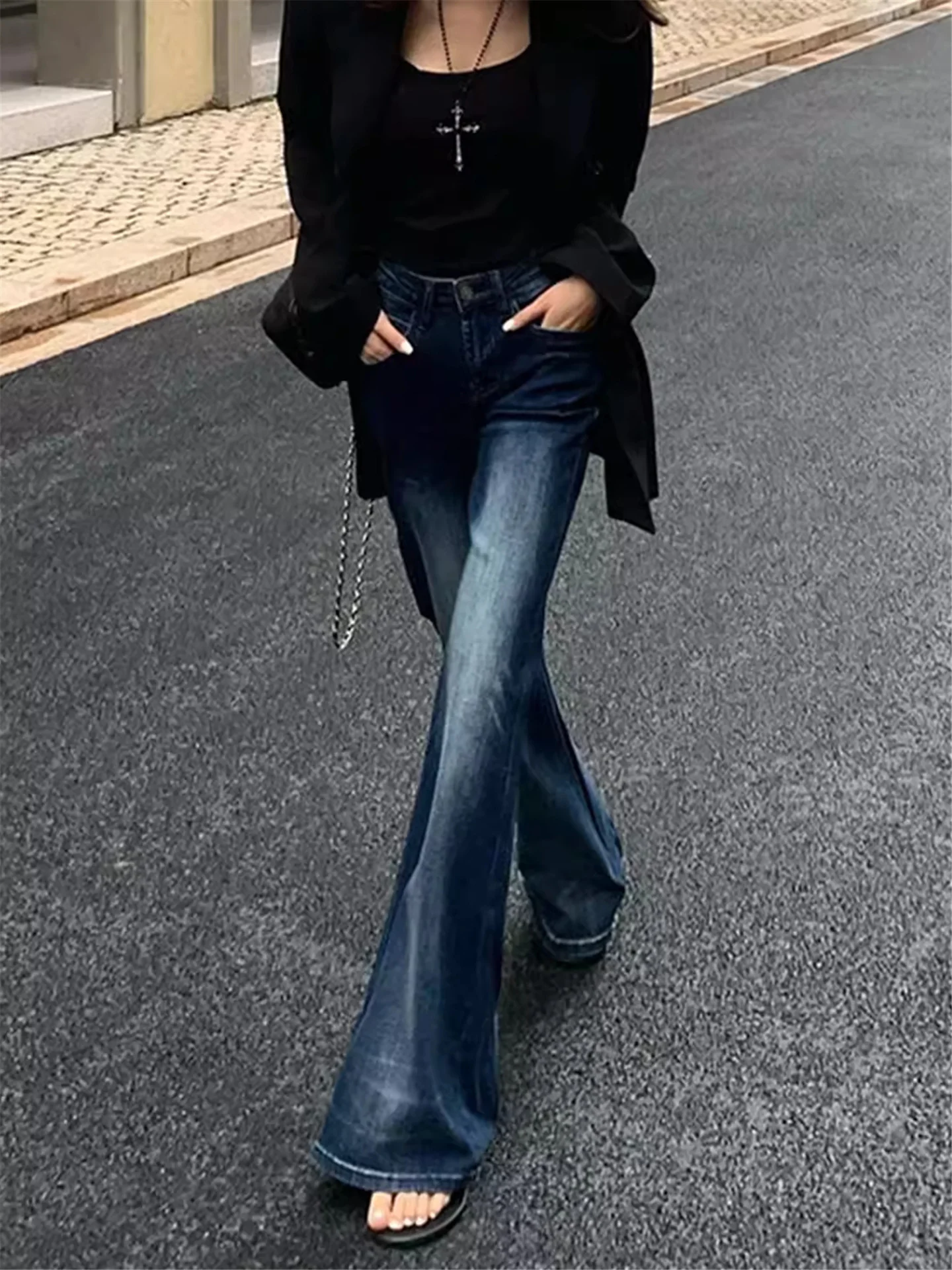 

Джинсы-клеш в уличном стиле для женщин: весенне-осенние, с высокой талией, утягивающие, расклешенные, из денима, с низкой посадкой, брюки-буткат