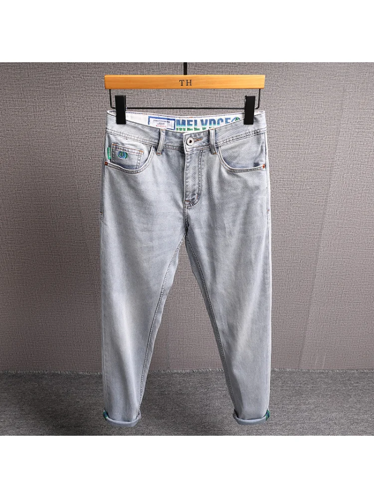 ツイル生地 ソフト 薄手 ジーンズ メンズ 刺繍入り プリント入り ストレッチ スモールストレート ライトカラー カジュアルパンツ