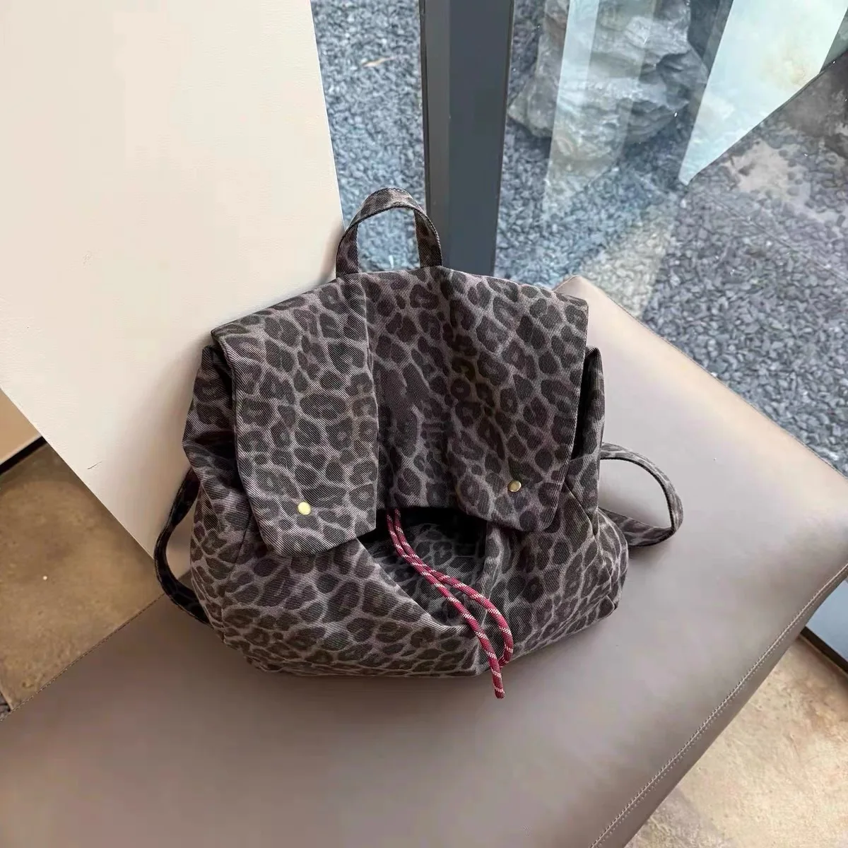

2025 New Retro Leopard Print Canvas Bapa Large Capaci oulder Bag Trendy Design Briti Sle Youth Casual Tote Bag