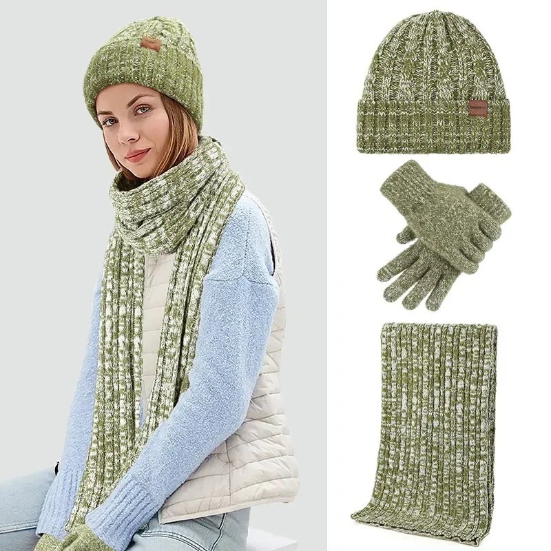 2025 หมวก ผ้าพันคอ ถุงมือ ชุดสามชิ้น ผ้าฟลีซ กันความเย็นและอุ่น ถุงมือถัก หมวกขนสัตว์ ของขวัญคริสต์มาสฤดูหนาว