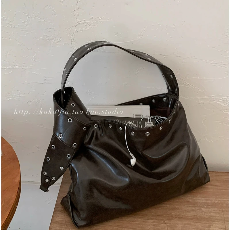 Crossbody Bag Large Capacity Shoulder Bag with Adjustable Strap PU Leather for Daily Office Work Outing Social Occasions