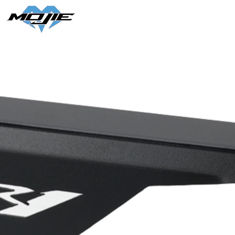 

For Yamaha MT-10 / MT10 2016-2020-2021-2022-2023-2024 YZF R1 2015-2024 Motorcycle Rear Chain Guard Cover Protector Accessories